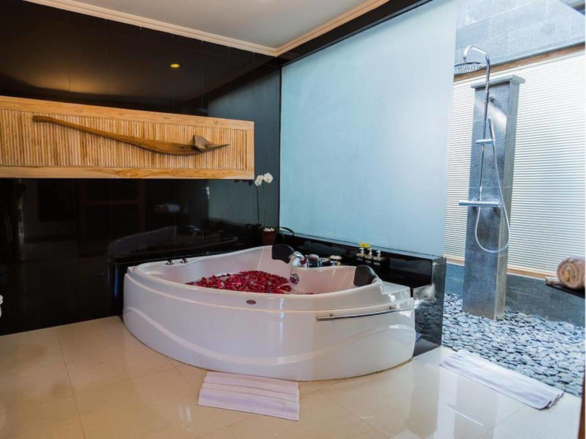 Jiwa Klusa Luxury Villa Keliki Buitenkant foto