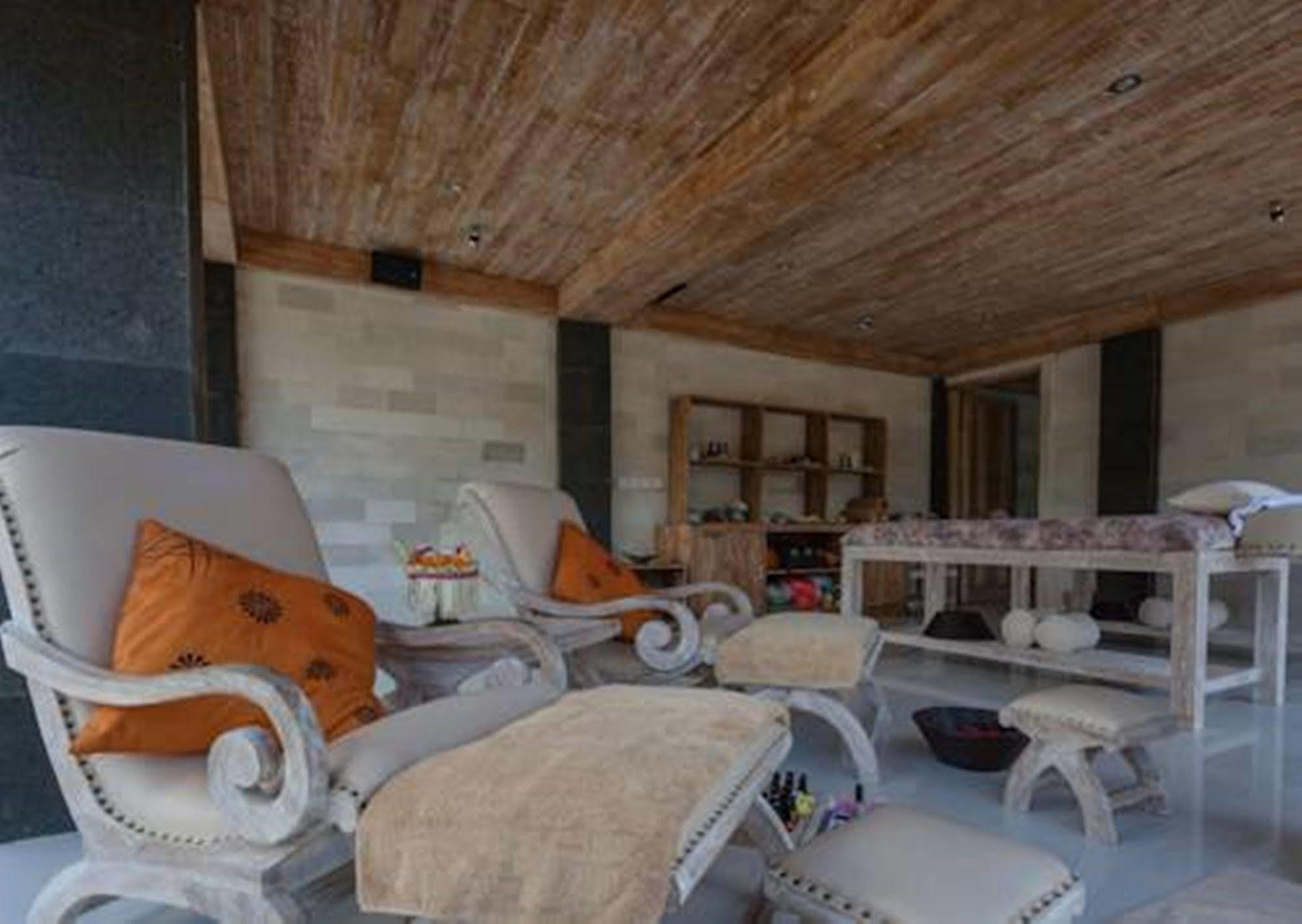 Jiwa Klusa Luxury Villa Keliki Buitenkant foto